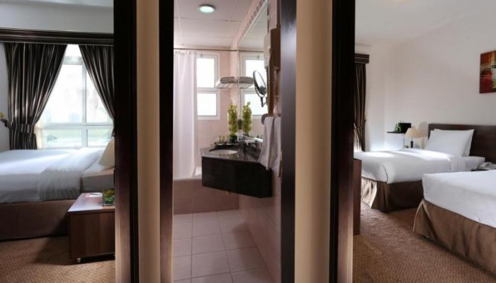 Ramada By Wyndham Beach Hotel Ajman poza 8