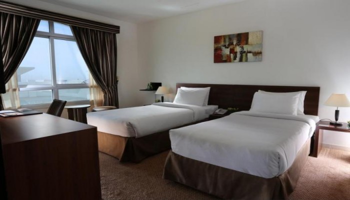 Ramada By Wyndham Beach Hotel Ajman poza 2