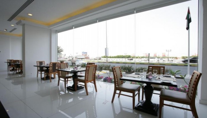 Ramada By Wyndham Beach Hotel Ajman poza 13