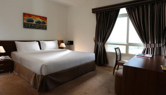 Ramada By Wyndham Beach Hotel Ajman poza 3