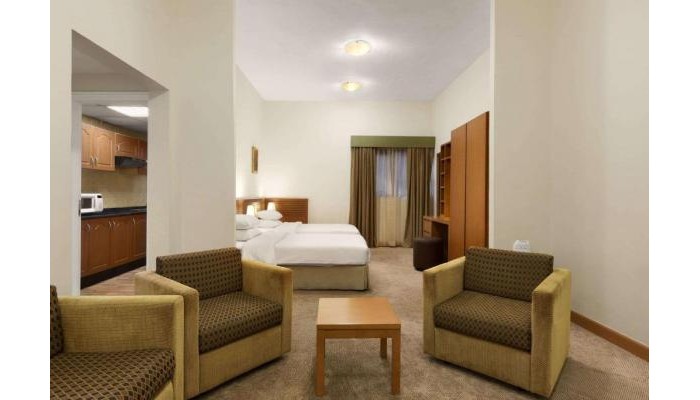 Ramada Hotel & Suites By Wyndham Ajman poza 6