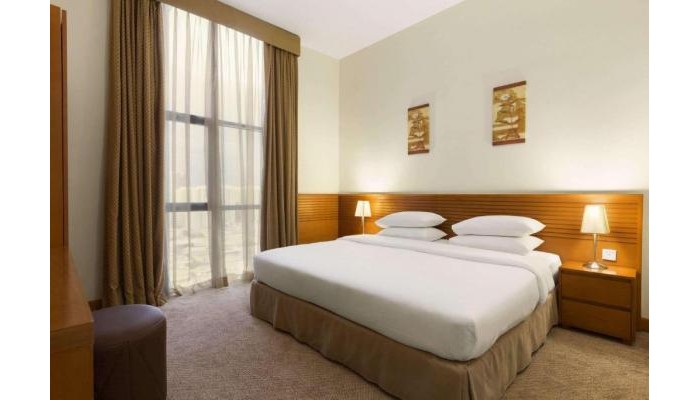 Ramada Hotel & Suites By Wyndham Ajman poza 3