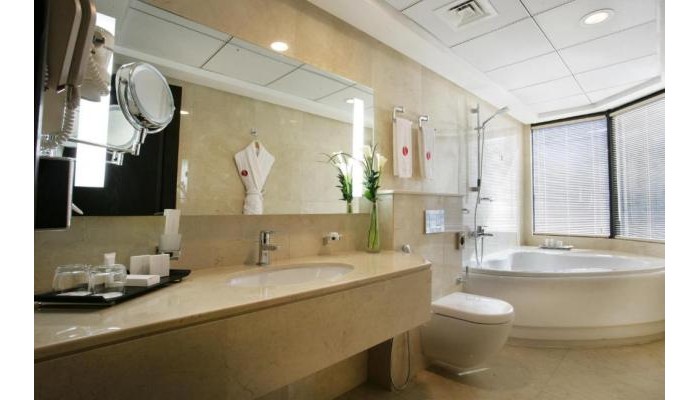 Ramada Hotel & Suites By Wyndham Ajman poza 13