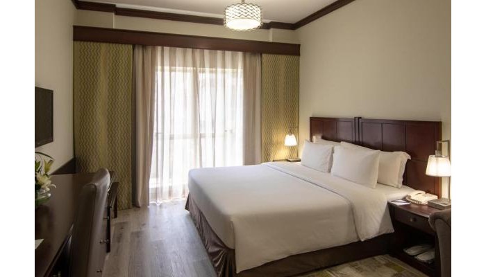 Savoy Crest Apartments poza 3