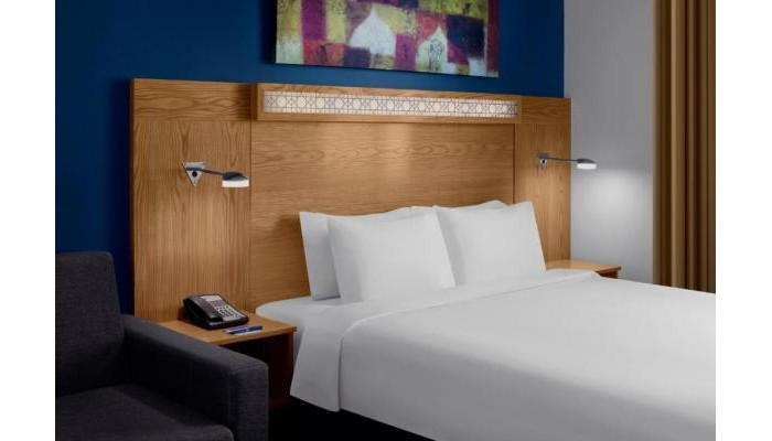 Hotel Holiday Inn Express Airport poza 3