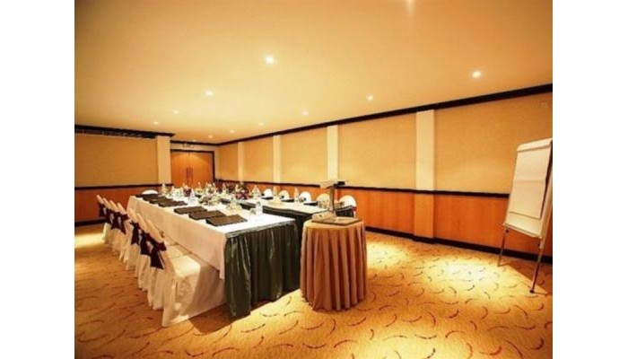 Hotel Savoy Suites poza 9