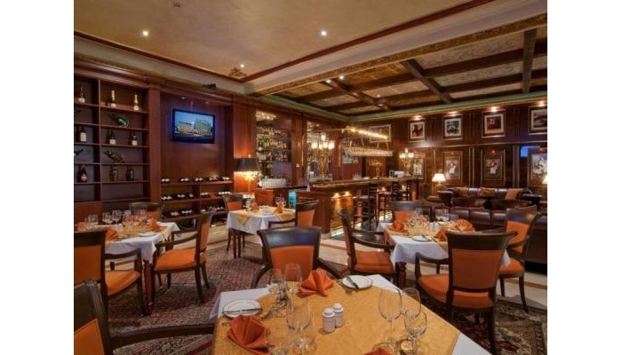 Royal Ascot Hotel poza 3