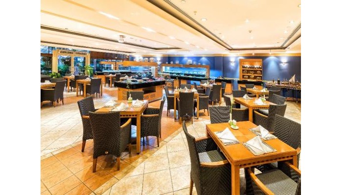 Coral Beach Resort Sharjah poza 5