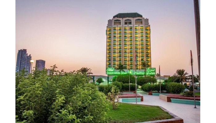 Hotel Holiday International poza 3