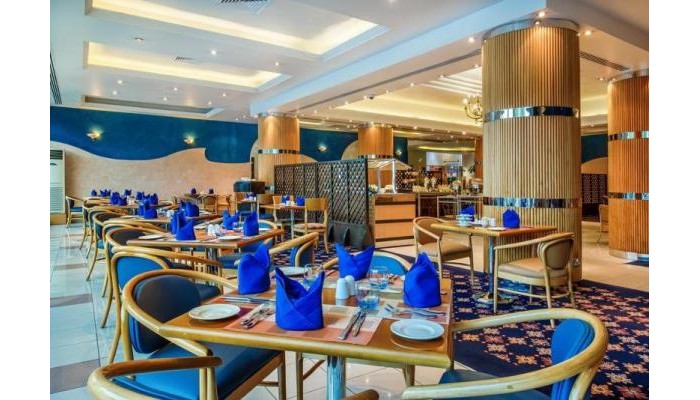 Hotel Holiday International poza 1