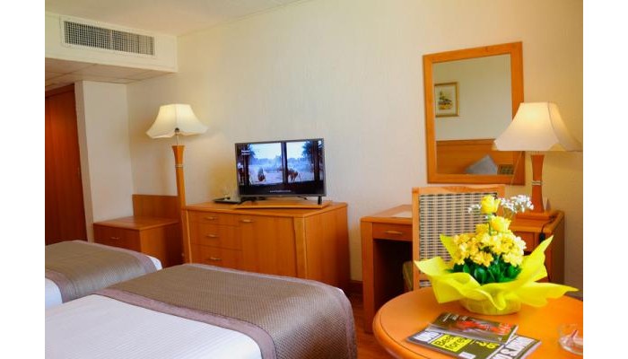 Lou Lou A Beach Resort poza 1